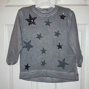 Zara Girls casual collection grey star sweatshirt size 4/5